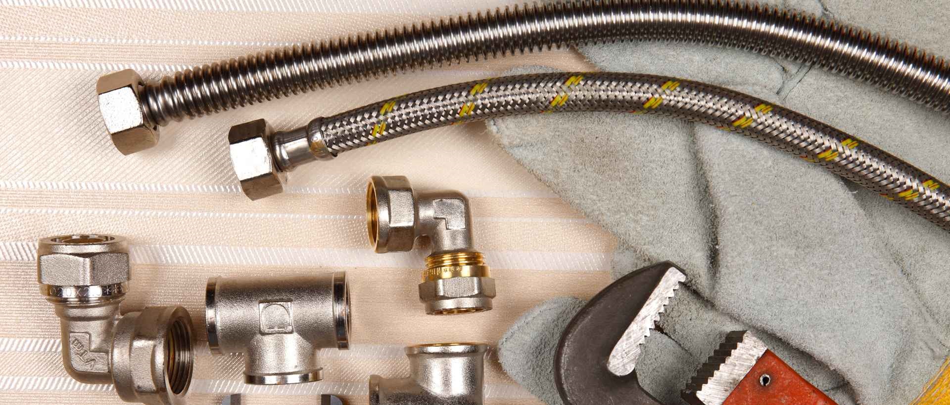 Emergency plumbers EN9